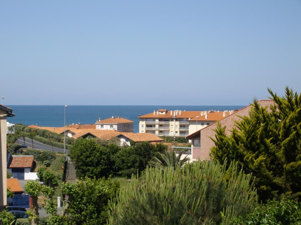 Appartement 2 4 Personnes Anglet Chambre D Amour Avec Vue Mer 